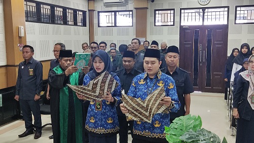 2 Pelantikan dan Pengambilan Sumpah Pegawai Negeri Sipil PNS Pengadilan Agama Selong