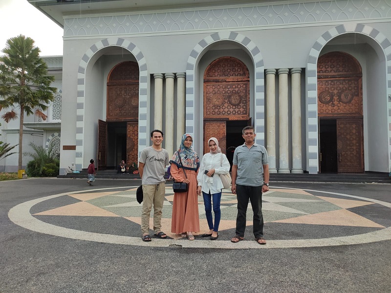 1 Dua CPNS PA Selong Disambut di Bandara