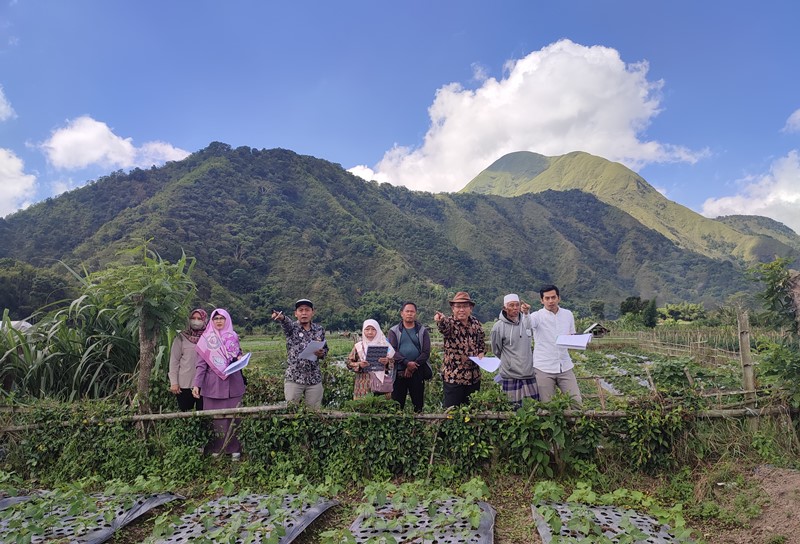 1 PA Selong Periksa Objek Sengketa Hibah di Sembalun
