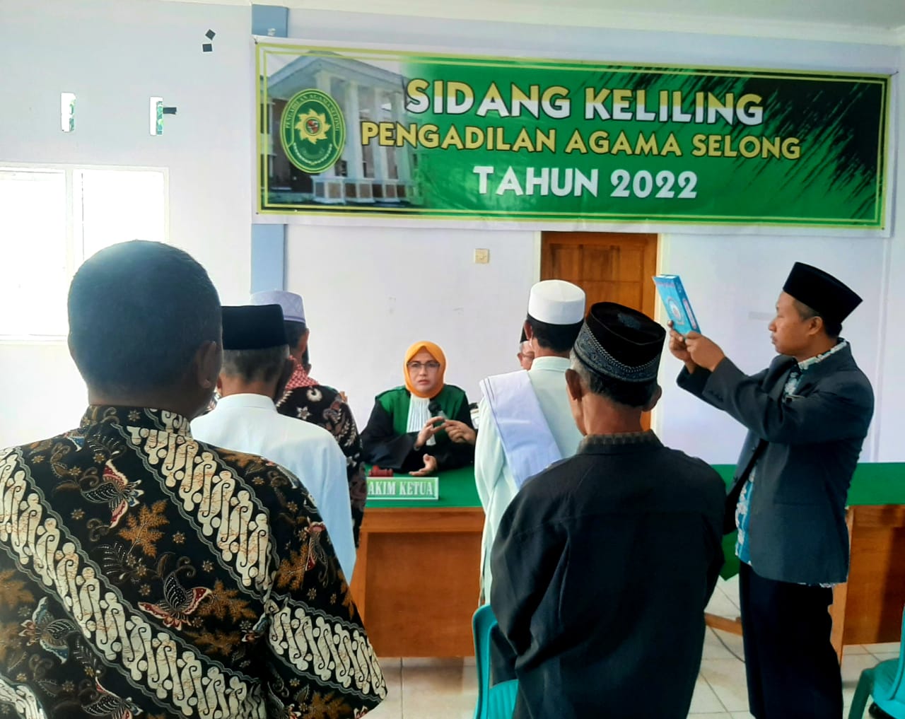 2 Pengadilan Agama Selong Menggelar Sidang Istbat Nikah di Desa Aik Dewa